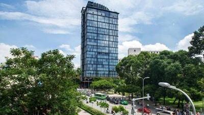 Nhìn toàn cảnh cao ốc văn phòng cho thuê AB Tower Lê Lai Quận 1 - 5office.vn