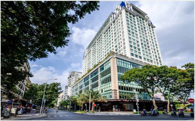 Mặt trước cao ốc cho thuê văn phòng Leman Luxury Office, Nguyễn Đình Chiểu TPHCM - 5office.vn
